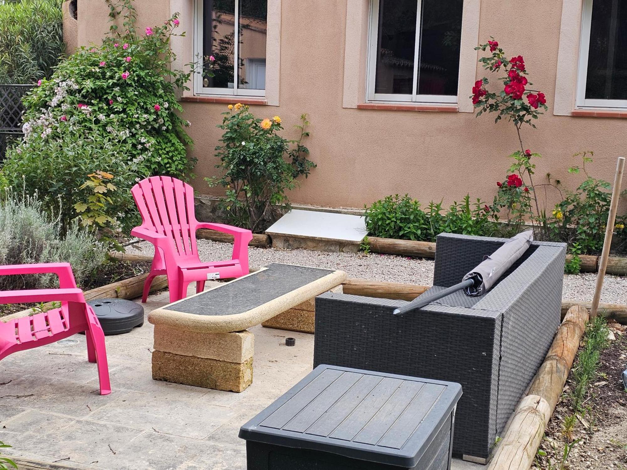 Appartement A La Bastidonne 外观 照片